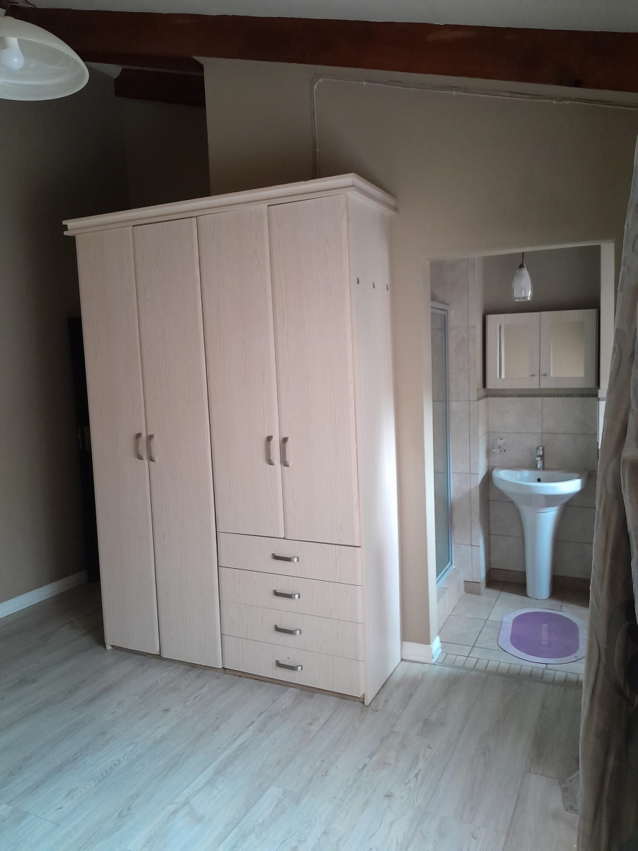 3 Bedroom Property for Sale in Waterval East North West